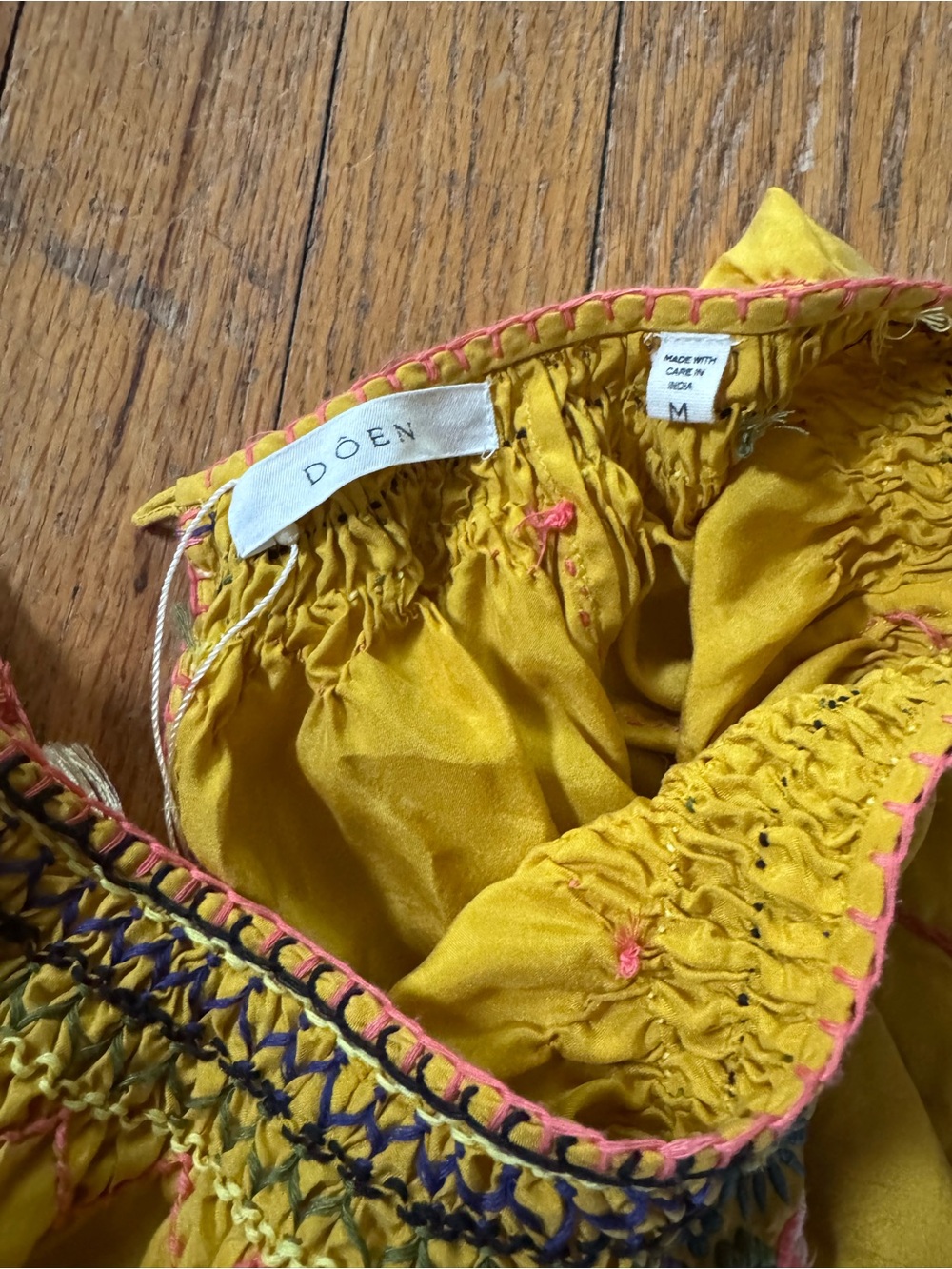 Doen Antonella Yellow Embroidered Cropped Peasant Top - Picture 3 of 4